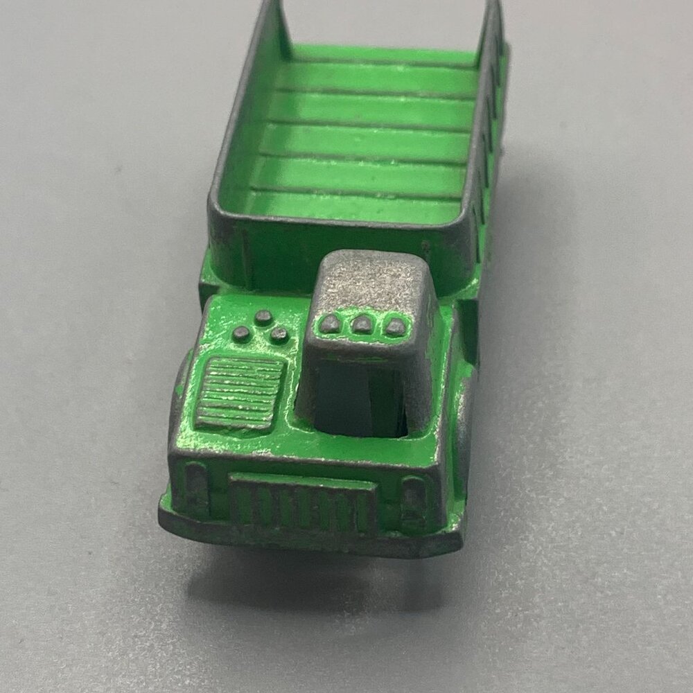 Vintage 1987 Green Tootsie Toy Shuttle SELLING AS IS